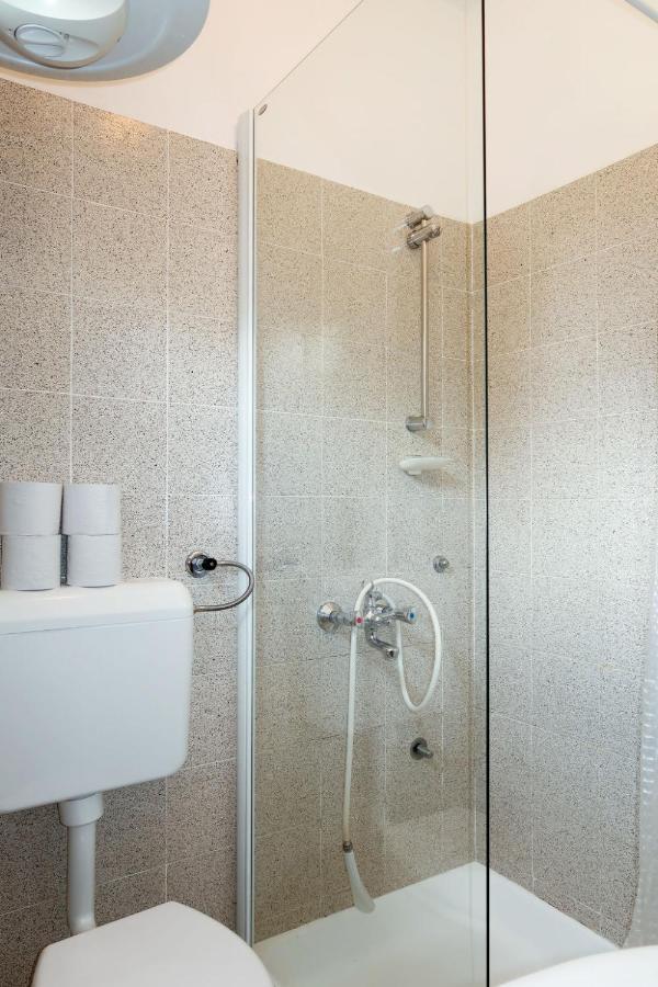 Apartment Meri - Krk211 By Interhome Kornić Esterno foto